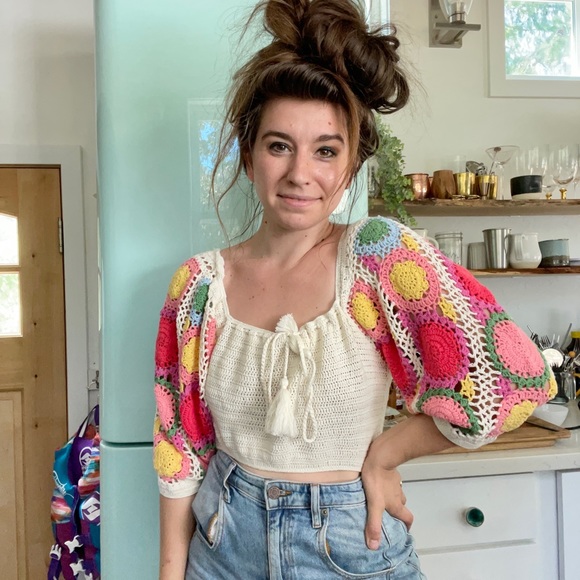 SOLD Spell Let The Sunshine In Crop Rainbow Small - Picture 2 of 11